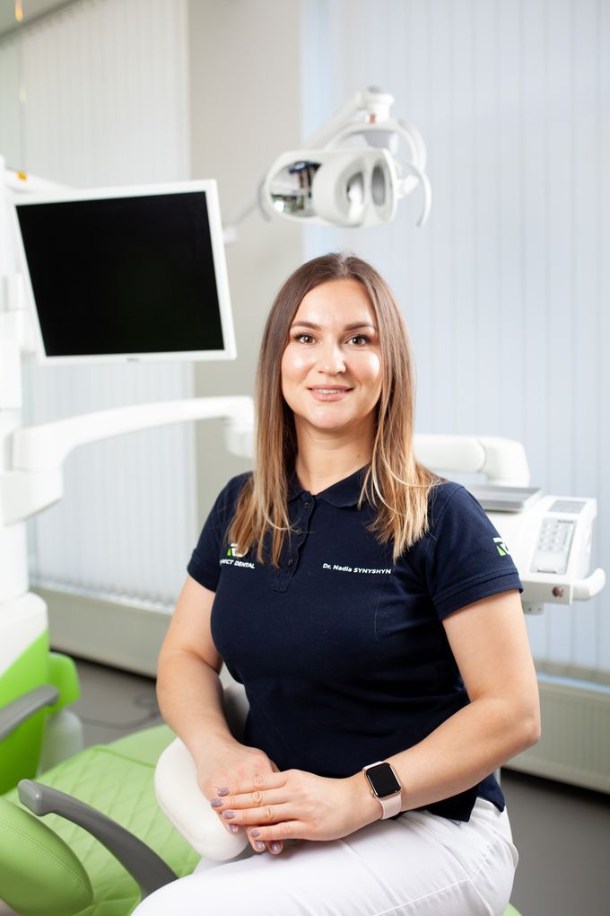 Nadia Synyshyn , стоматолог в Івано-Франківську